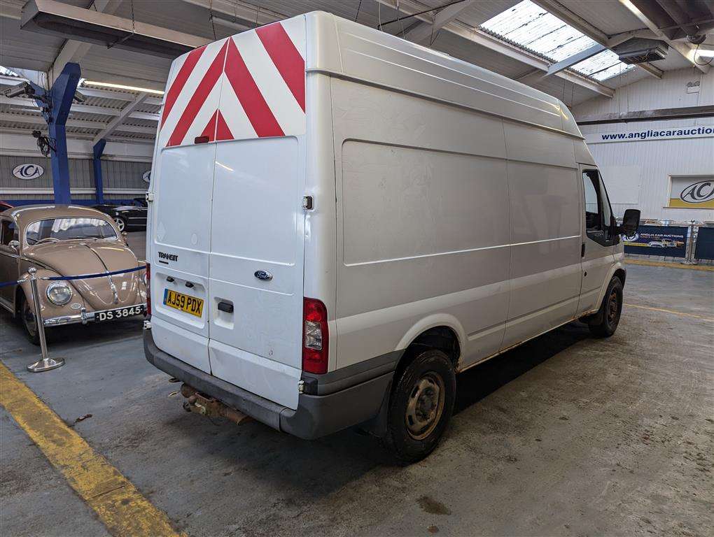 <p>2009 FORD TRANSIT 115 T350L RWD</p>