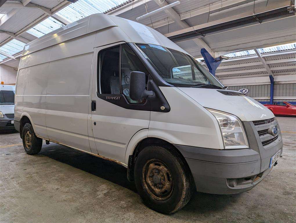 <p>2009 FORD TRANSIT 115 T350L RWD</p>