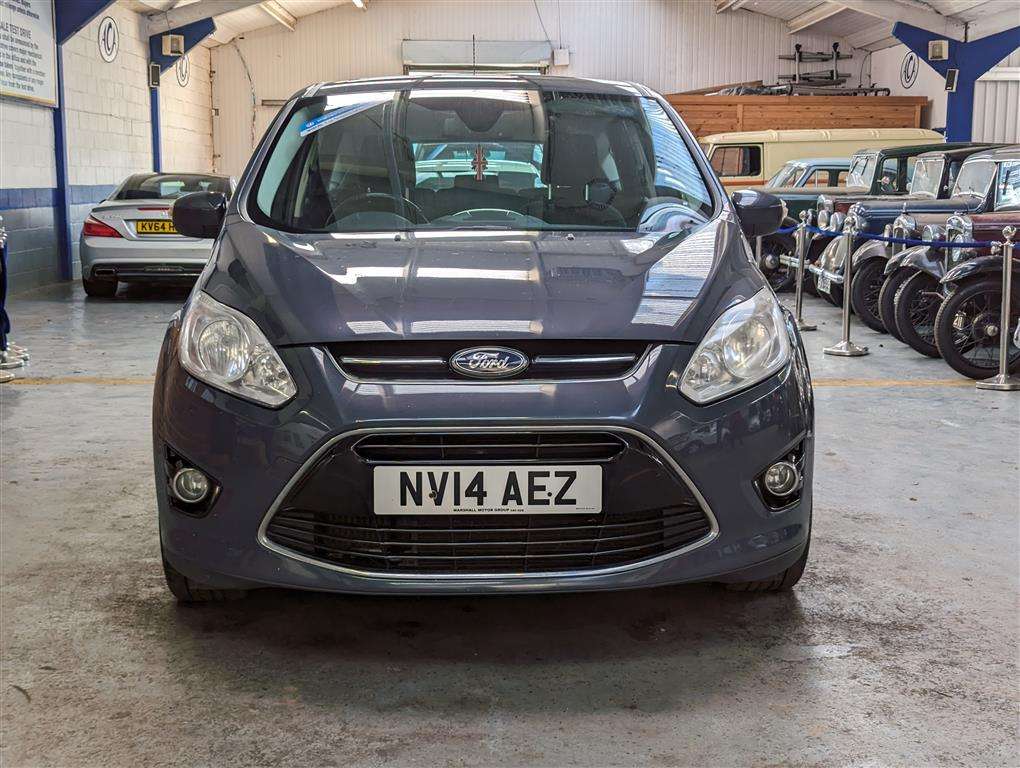 <p>2014 FORD C-MAX TITANIUM TDCI</p>