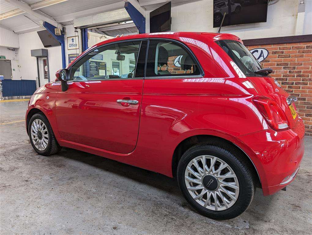 <p>2016 FIAT 500 LOUNGE</p>