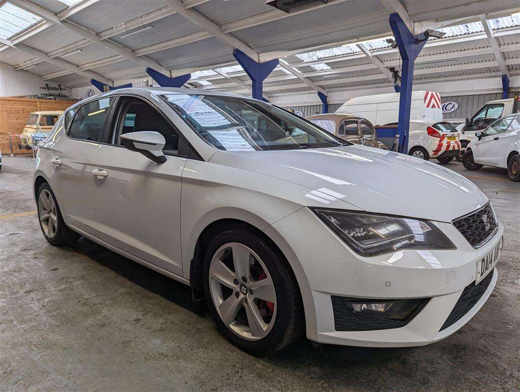 <p>2014 SEAT LEON FR TECHNOLOGY TDI</p>