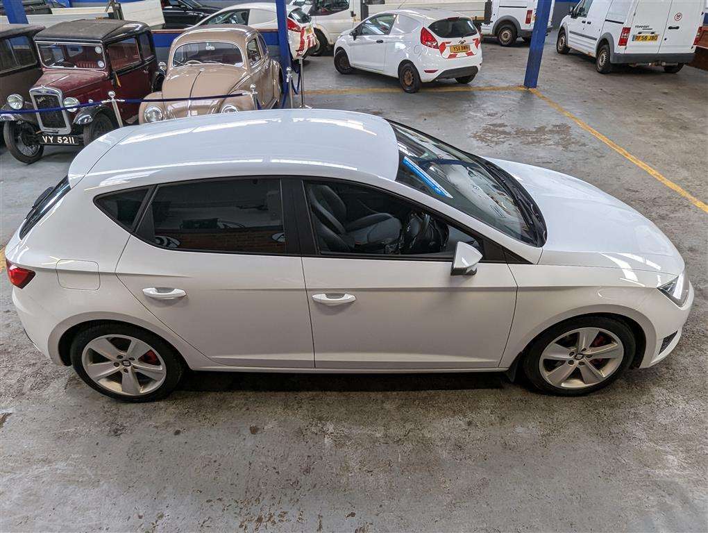 <p>2014 SEAT LEON FR TECHNOLOGY TDI</p>