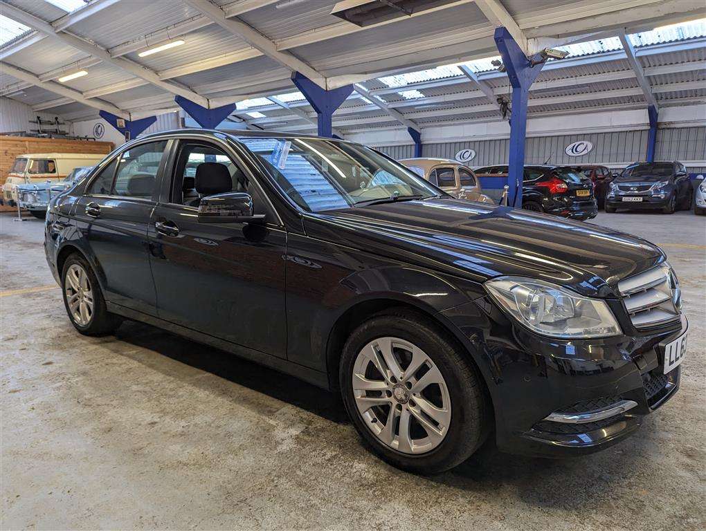 <p>2013 MERCEDES-BENZ C220 EXECUTIVE SE CDI BLU</p>