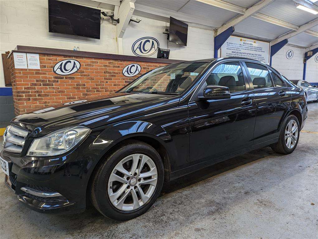 <p>2013 MERCEDES-BENZ C220 EXECUTIVE SE CDI BLU</p>