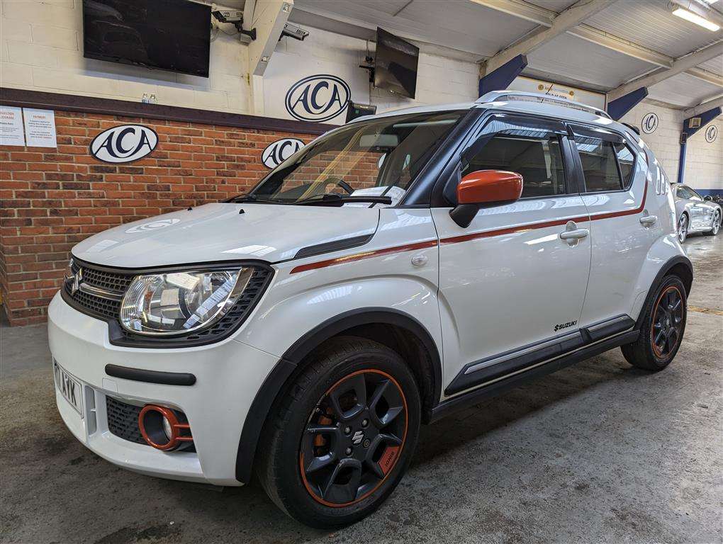 <p>2017 SUZUKI IGNIS SZ-T DUALJET</p>