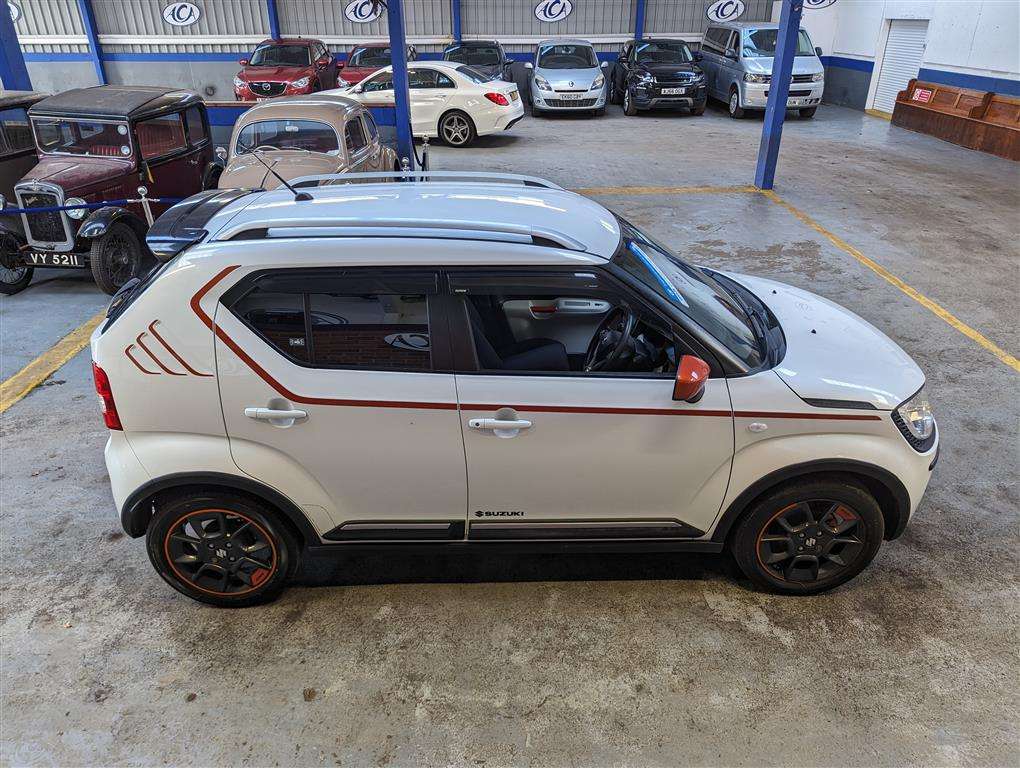 <p>2017 SUZUKI IGNIS SZ-T DUALJET</p>