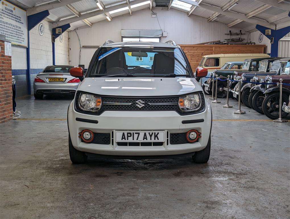 <p>2017 SUZUKI IGNIS SZ-T DUALJET</p>