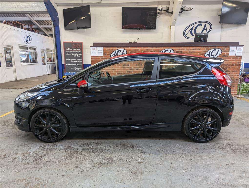 <p>2016 FORD FIESTA ZETEC S BLACK EDIT</p>