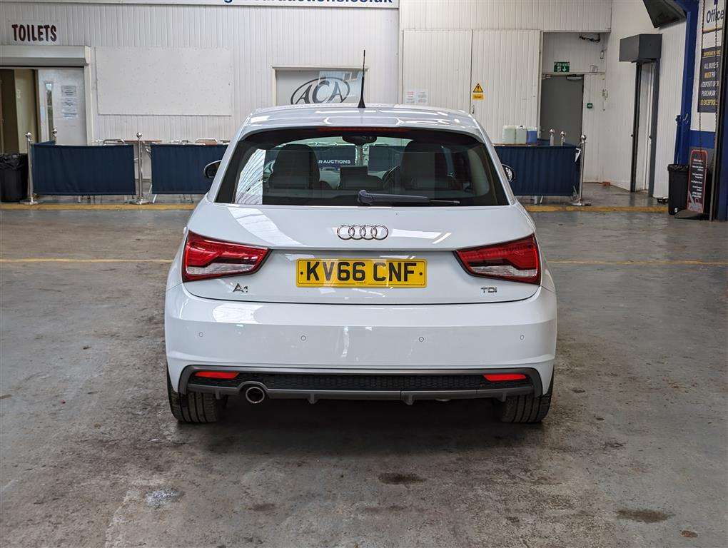 <p>2016 AUDI A1 S LINE TDI S-A</p>