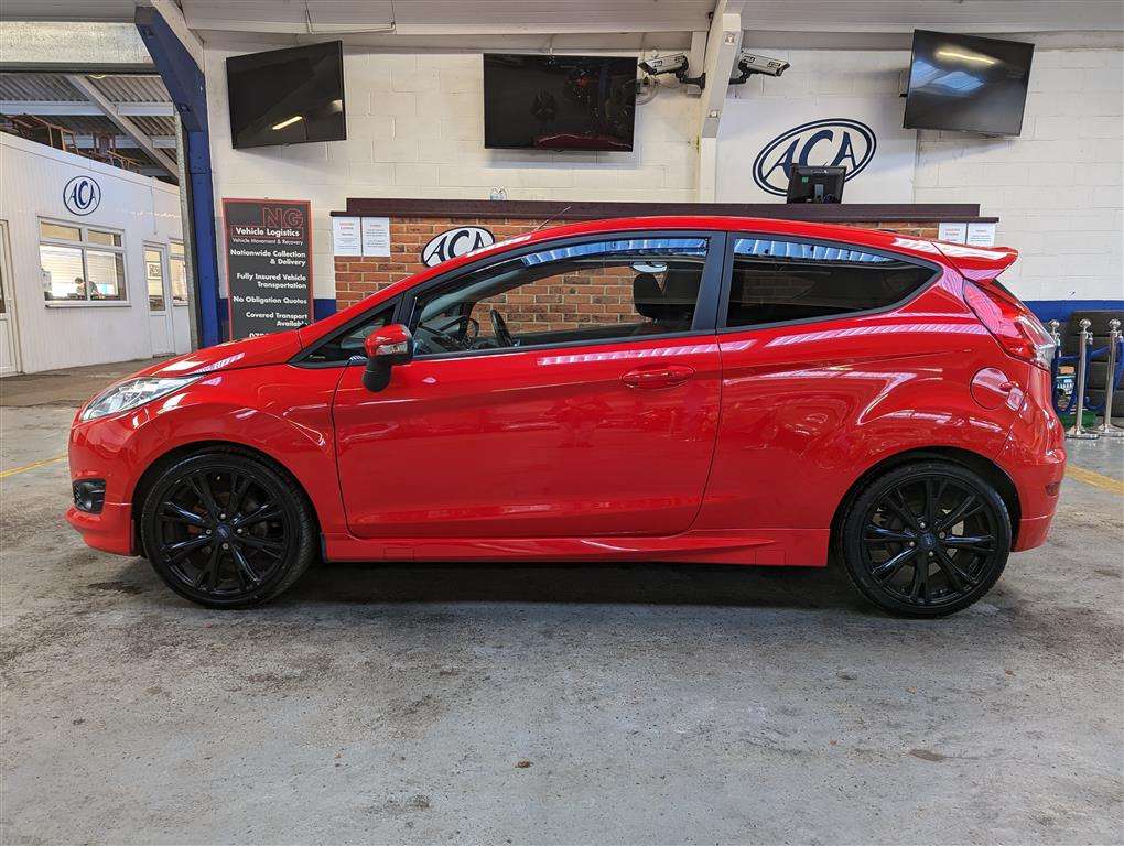 <p>2013 FORD FIESTA ZETEC S</p>