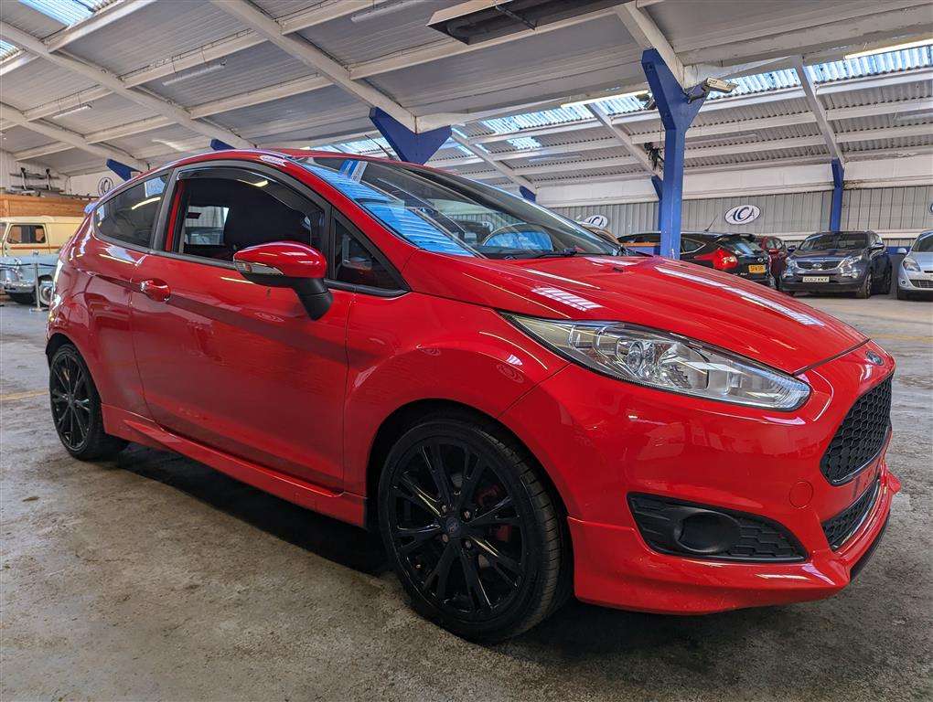 <p>2013 FORD FIESTA ZETEC S</p>