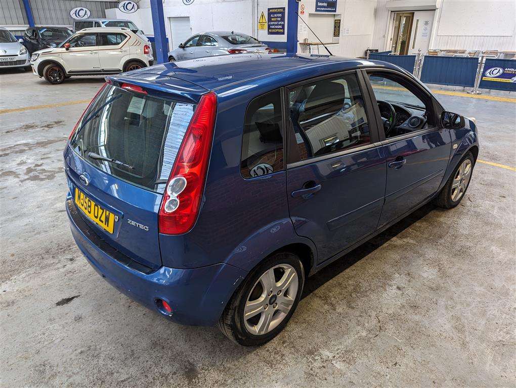 <p>2009 FORD FIESTA ZETEC BLUE</p>