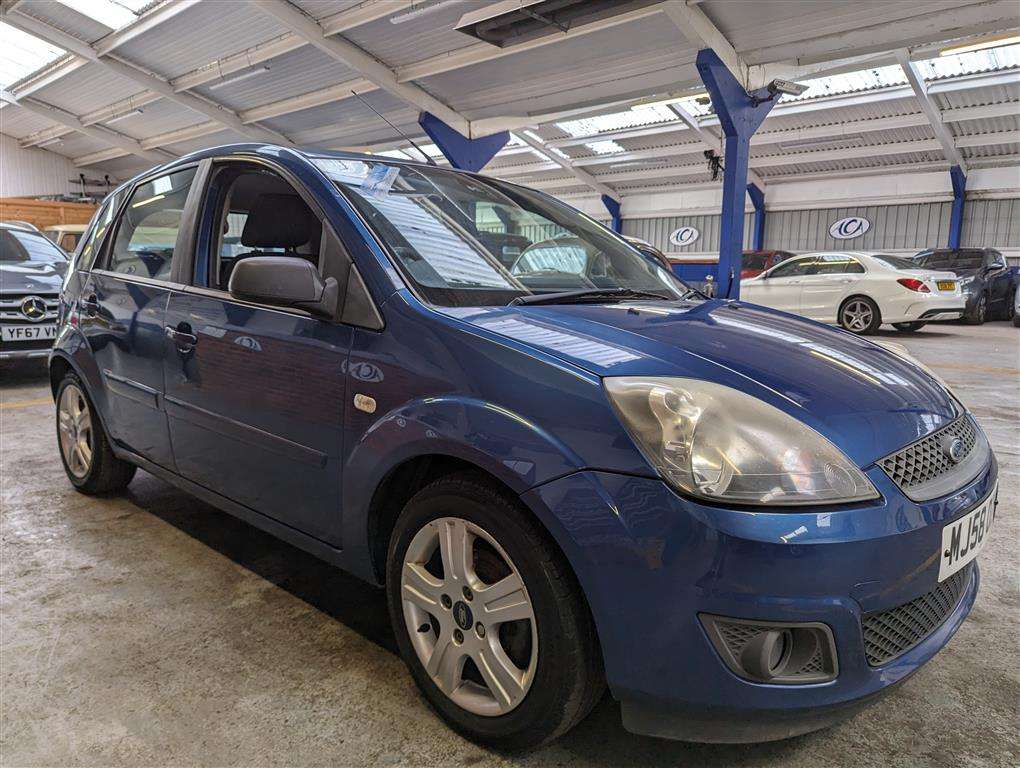 <p>2009 FORD FIESTA ZETEC BLUE</p>