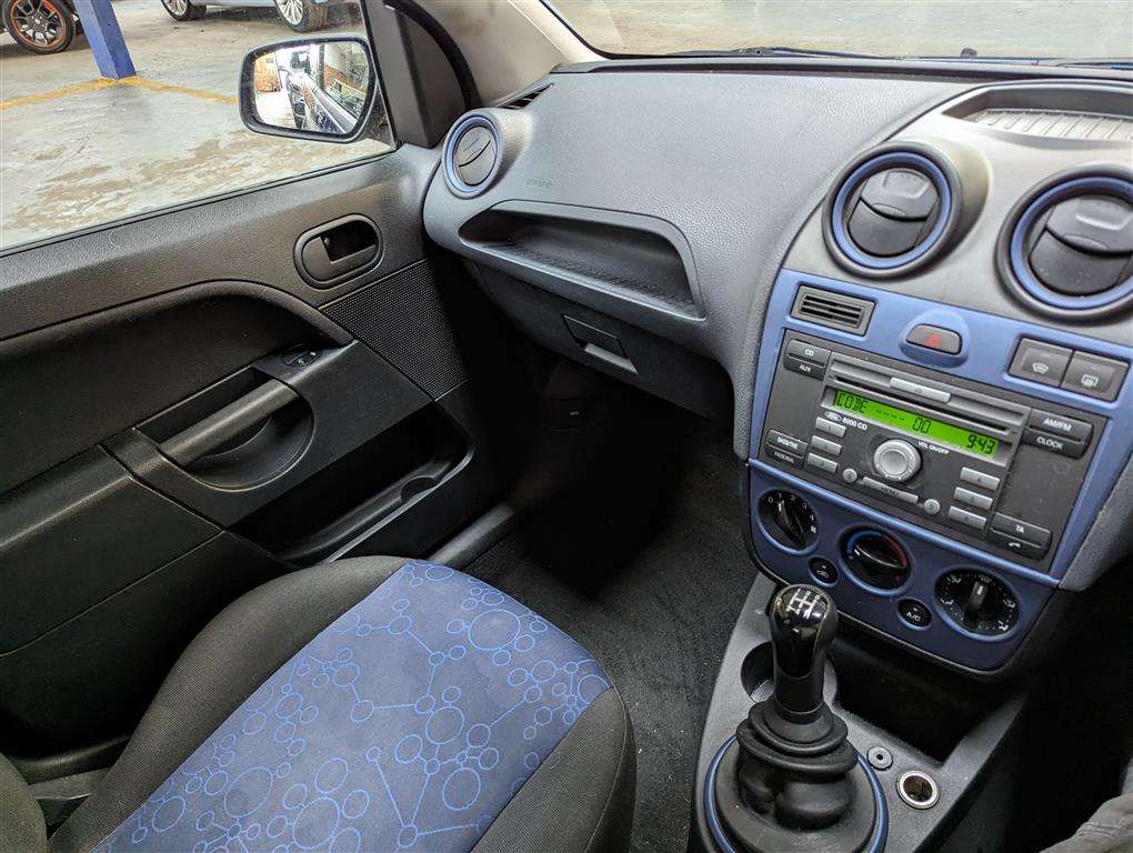 <p>2009 FORD FIESTA ZETEC BLUE</p>