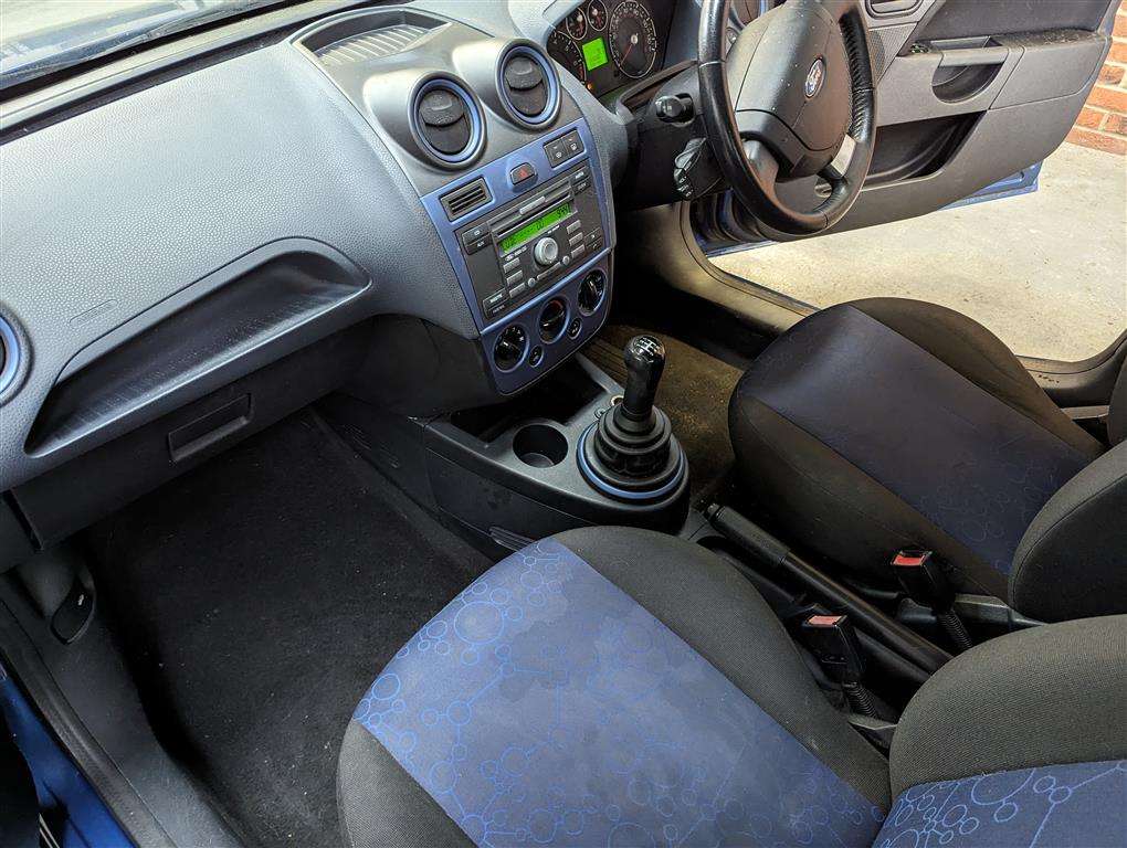 <p>2009 FORD FIESTA ZETEC BLUE</p>