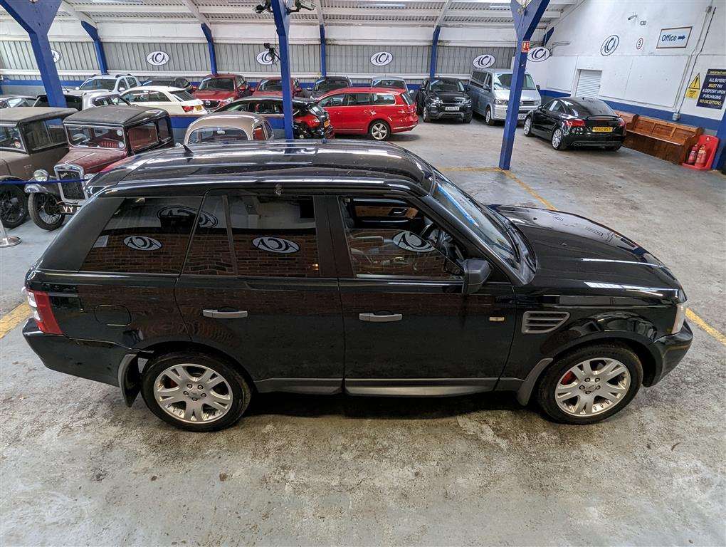 <p>2006 LAND ROVER RANGEROVER SPRT TDV6 SE AUTO</p>