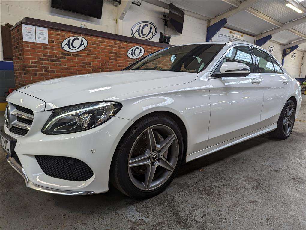 <p>2018 MERCEDES-BENZ C200 D AMG LINE AUTO</p>