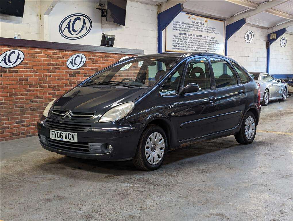 <p>2006 CITROEN XSARA PICASSO DESIRE HDI</p>