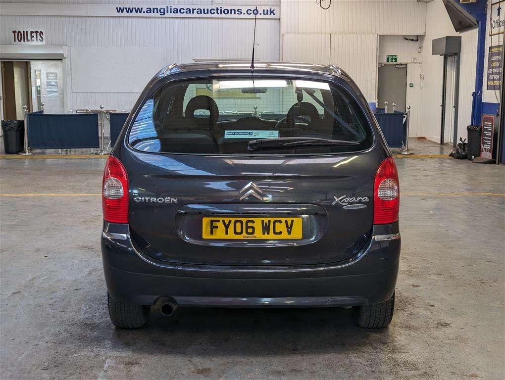 <p>2006 CITROEN XSARA PICASSO DESIRE HDI</p>