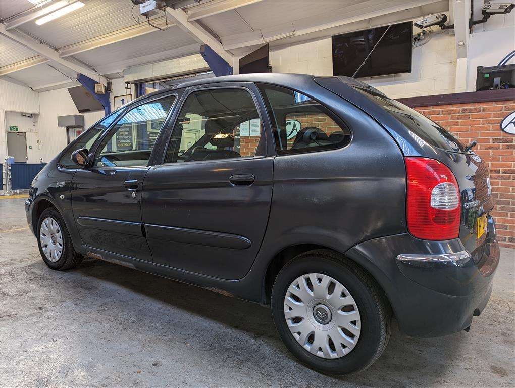 <p>2006 CITROEN XSARA PICASSO DESIRE HDI</p>