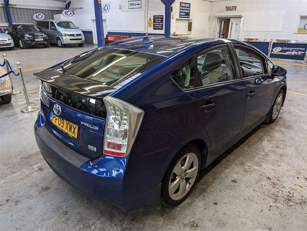 <p>2009 TOYOTA PRIUS T SPIRIT VVT-I CVT</p>