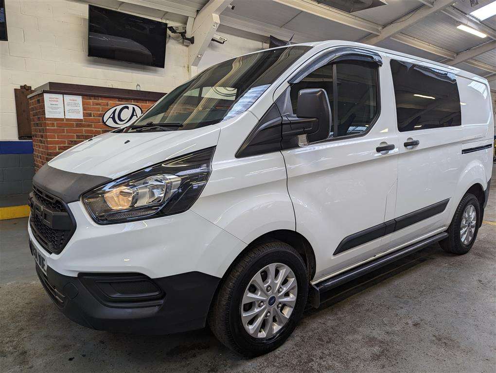 <p>2019 FORD TRANSIT CUSTOM 300 BASE</p>