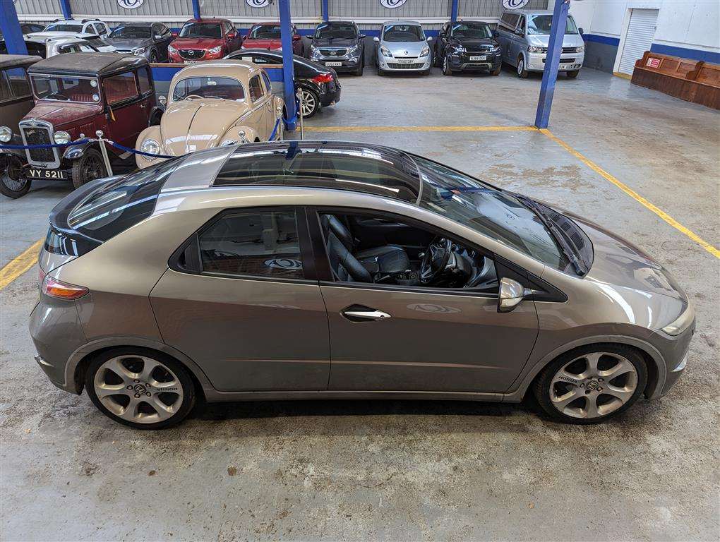 <p>2007 HONDA CIVIC EX I-CTDI</p>