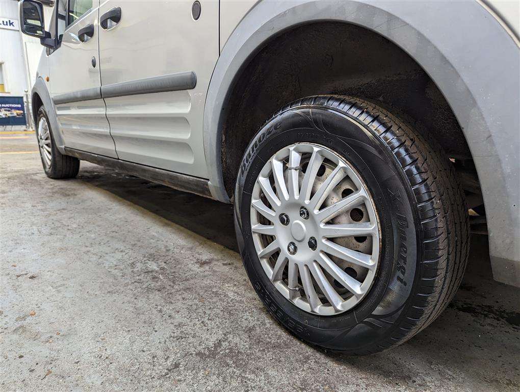 <p>2008 FORD TRANSIT CONN T230 L90</p>