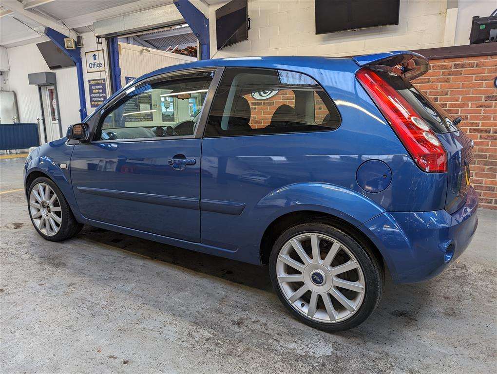 <p>2008 FORD FIESTA ZETEC BLUE 75</p>