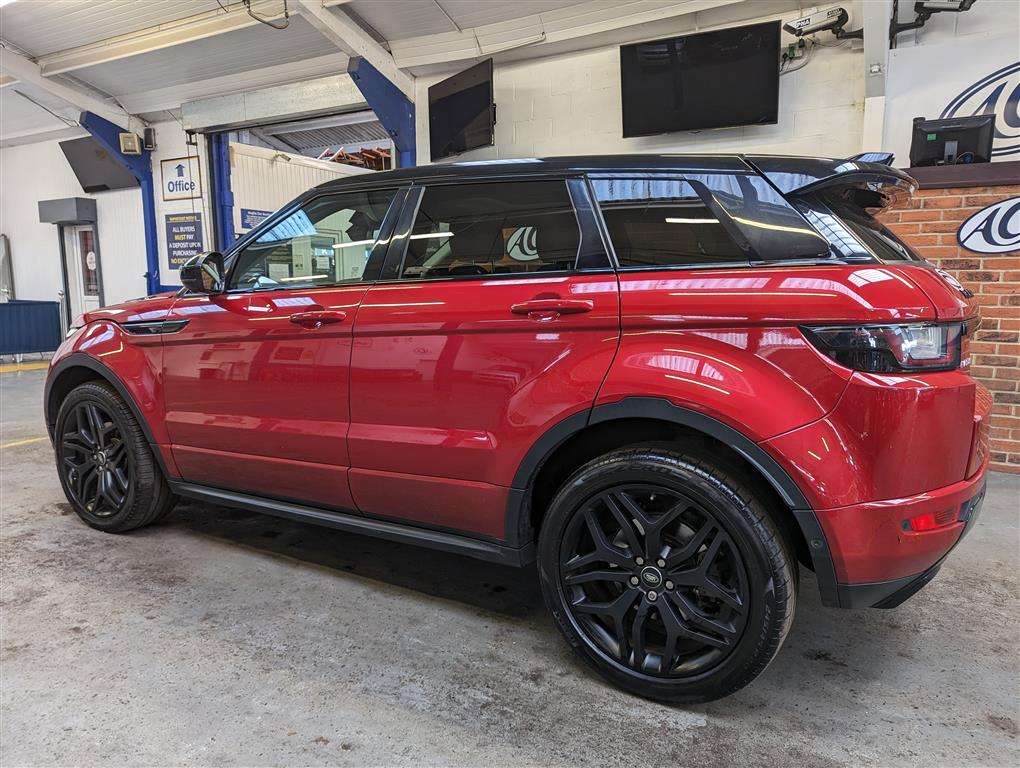 <p>2015 LAND ROVER RANGE ROVER EVOQUE HSE DYN LUX</p>