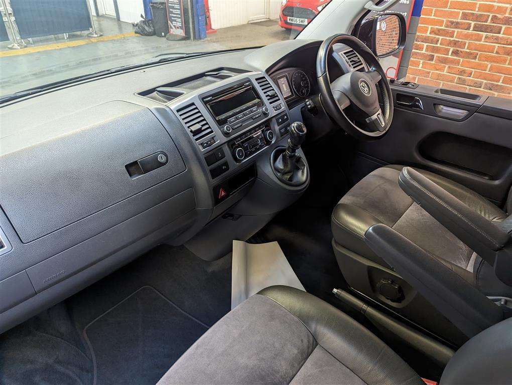 <p>2012 VOLKSWAGEN CARAVELLE EX-TIVE TDI 140</p>