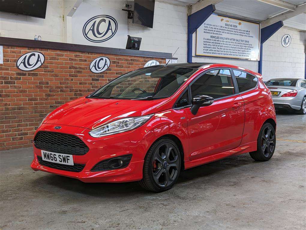 <p>2016 FORD FIESTA ST-LINE RED EDITIO</p>