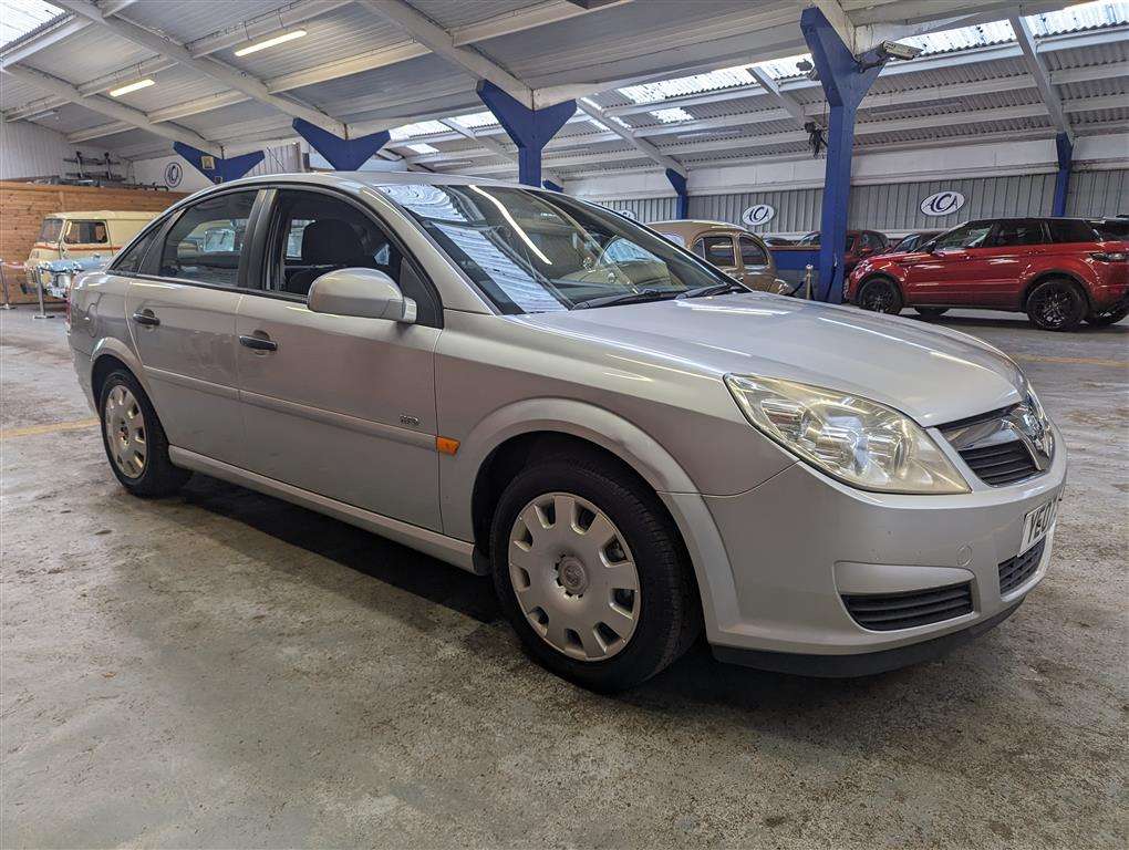 <p>2007 VAUXHALL VECTRA LIFE</p>