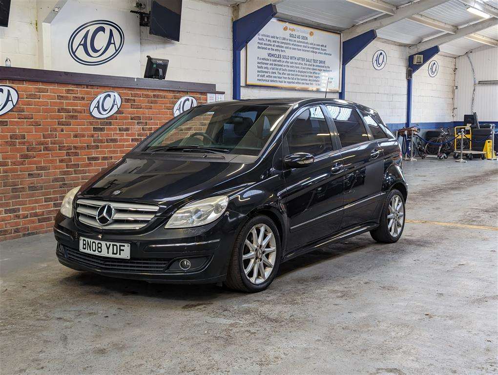 <p>2008 MERCEDES B200 CDI SE CVT</p>