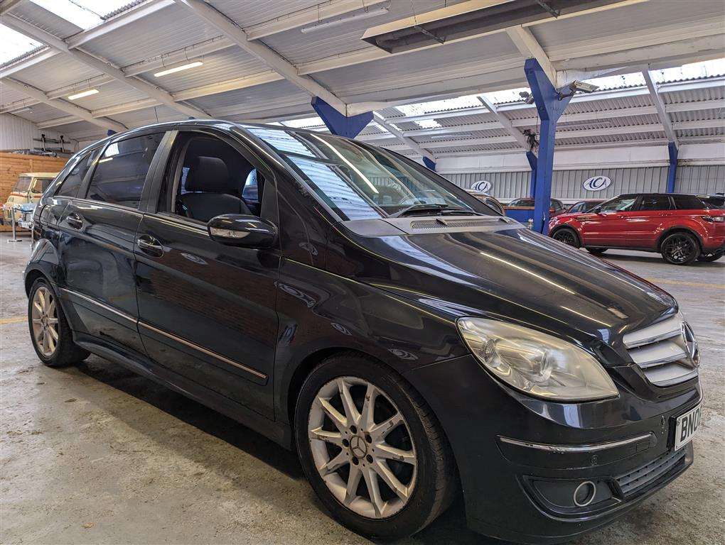 <p>2008 MERCEDES B200 CDI SE CVT</p>