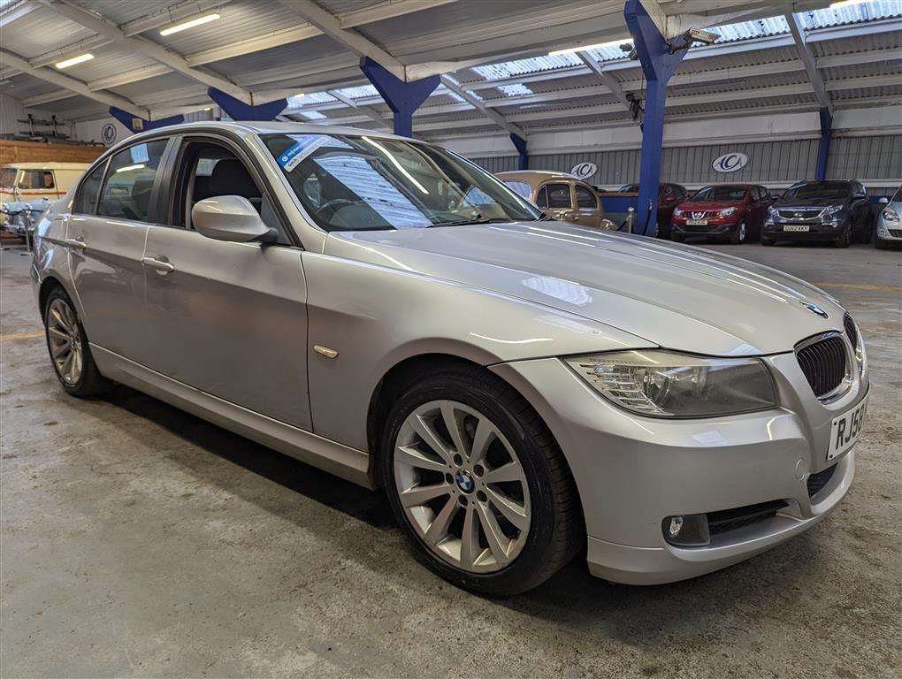 <p>2008 BMW 320D SE</p>