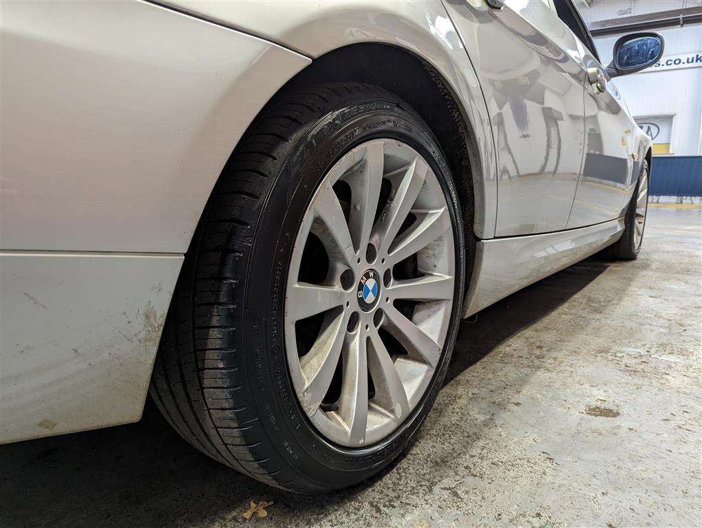 <p>2008 BMW 320D SE</p>