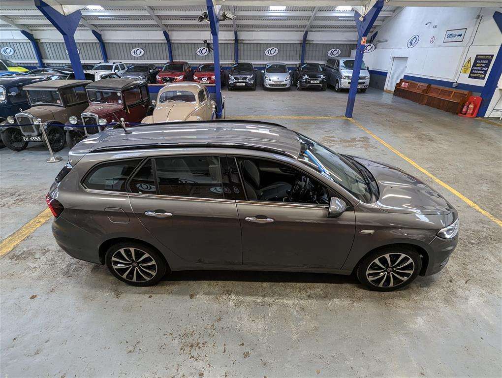 <p>2018 FIAT TIPO LOUNGE MULITJET</p>