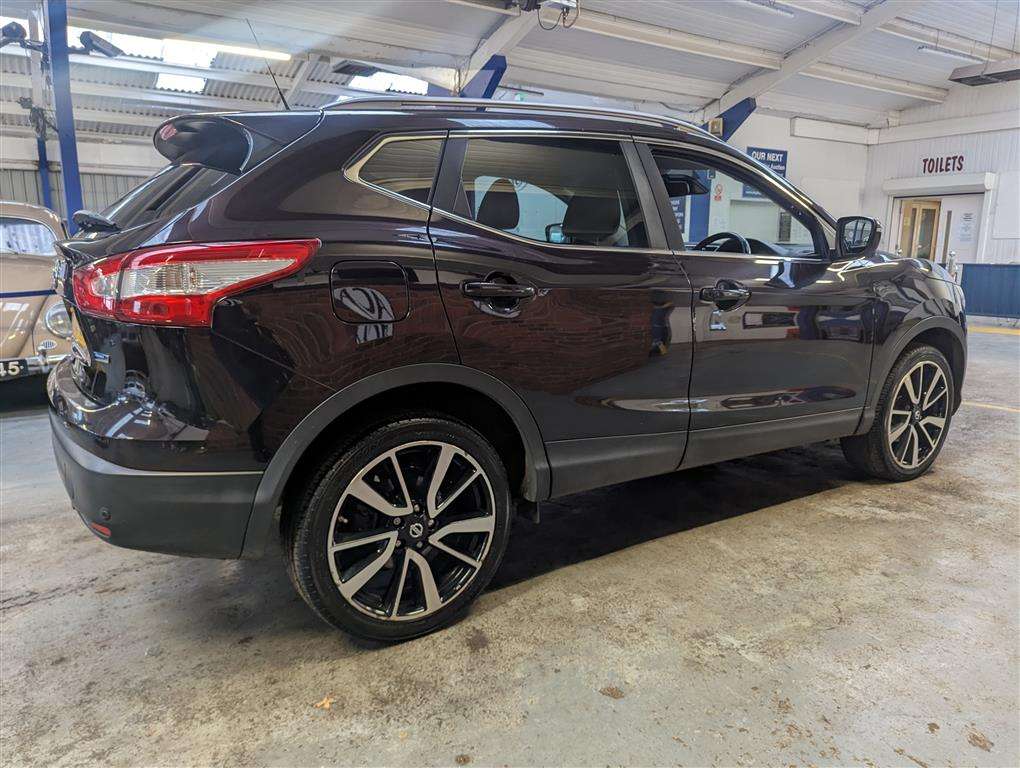 <p>2015 NISSAN QASHQAI TEKNA DCI</p>