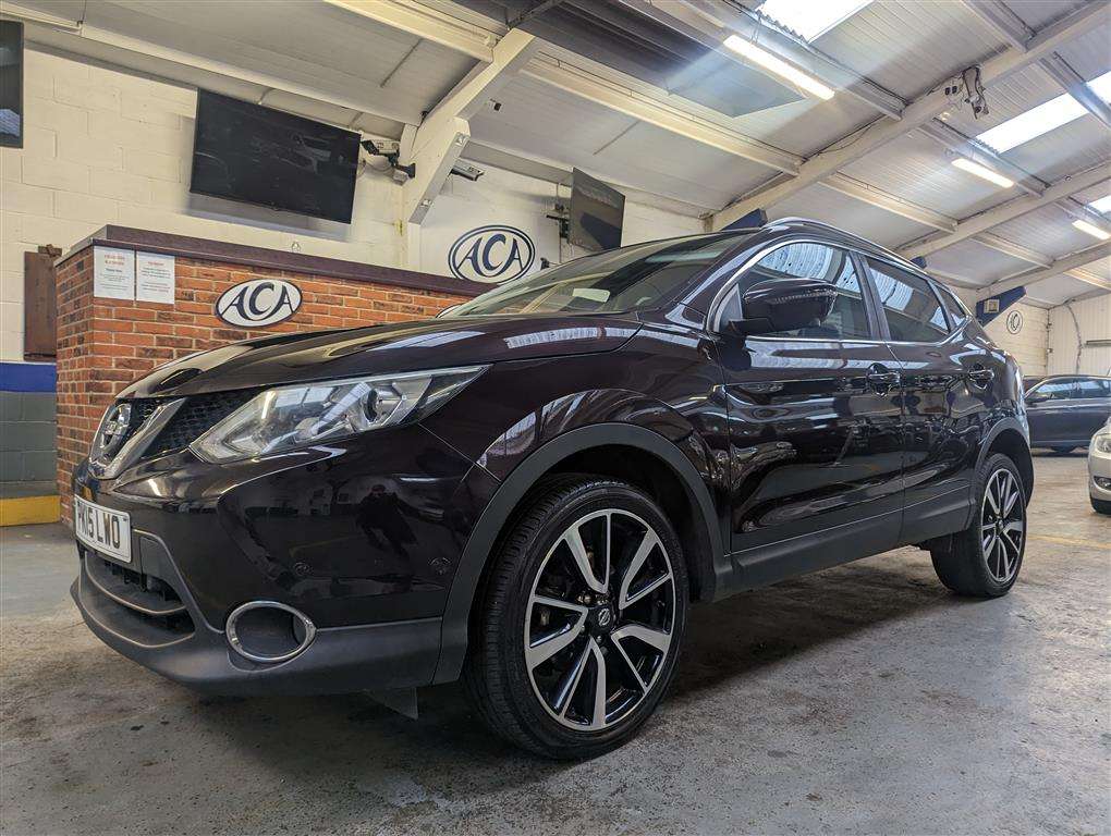 <p>2015 NISSAN QASHQAI TEKNA DCI</p>