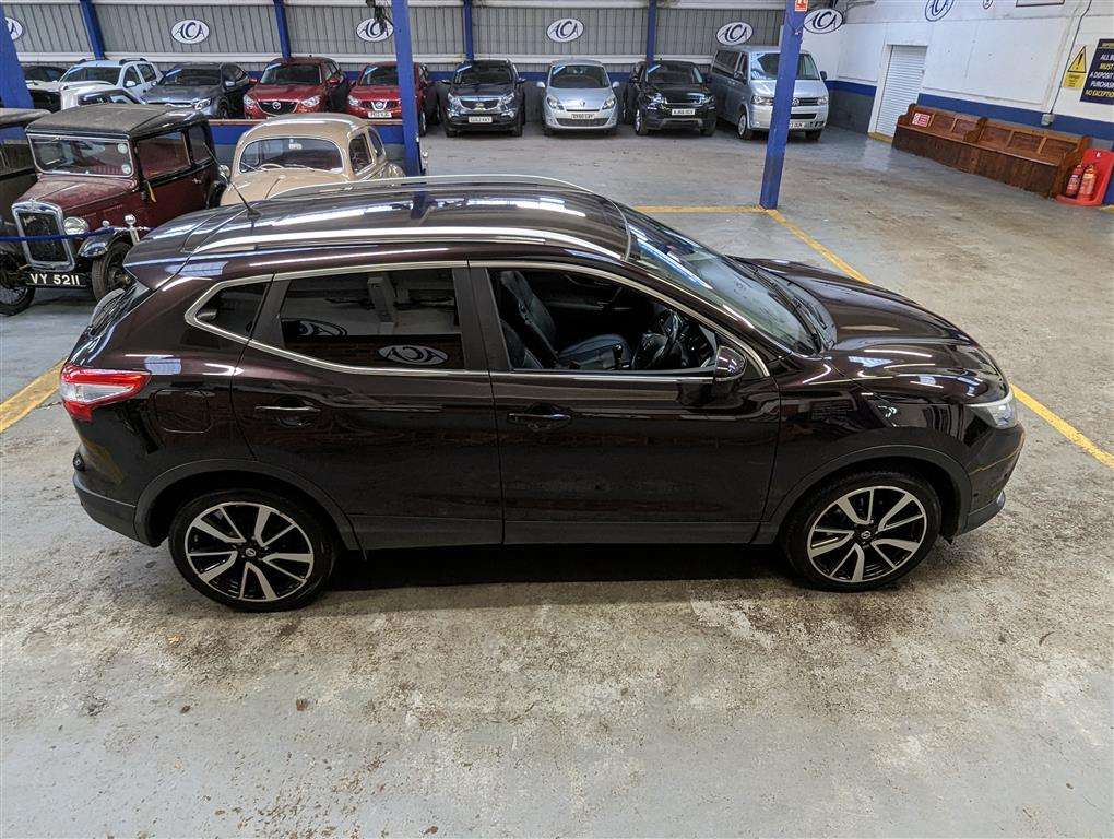 <p>2015 NISSAN QASHQAI TEKNA DCI</p>