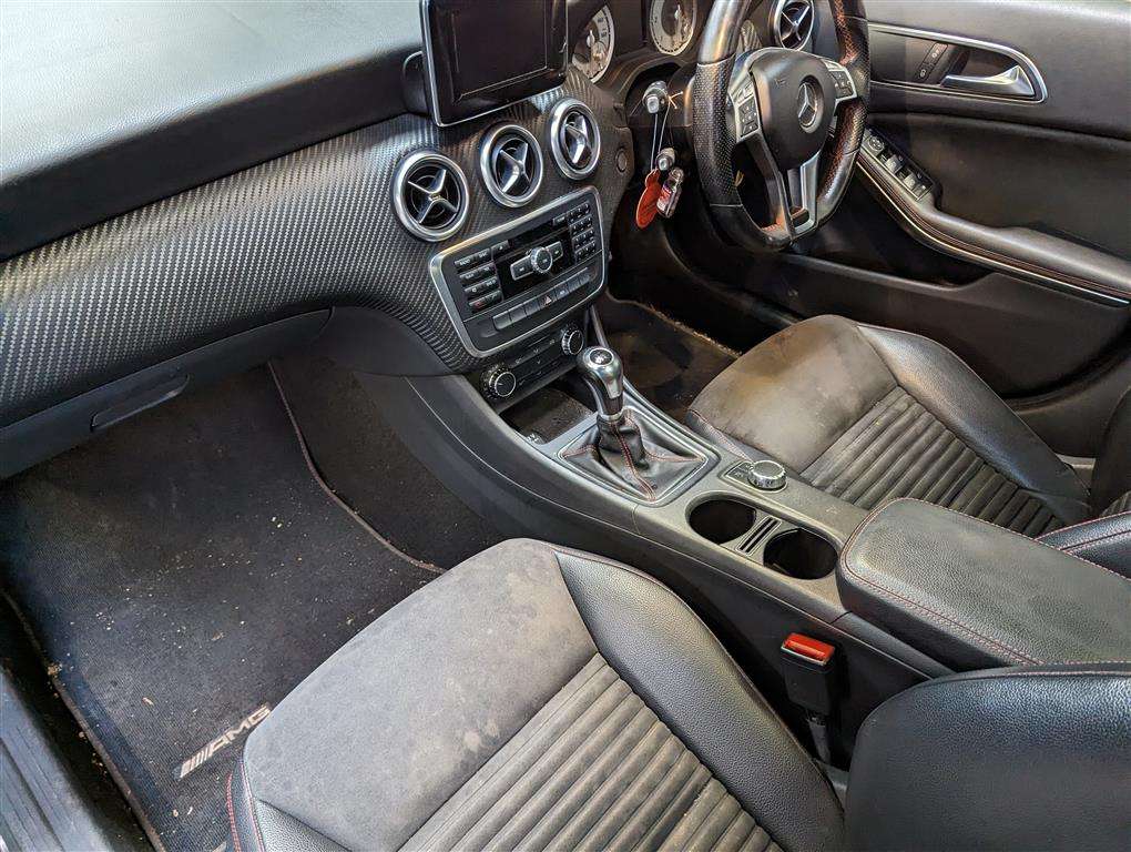 <p>2012 MERCEDES-BENZ A200 BLUE-CY AMG SPORT CD</p>