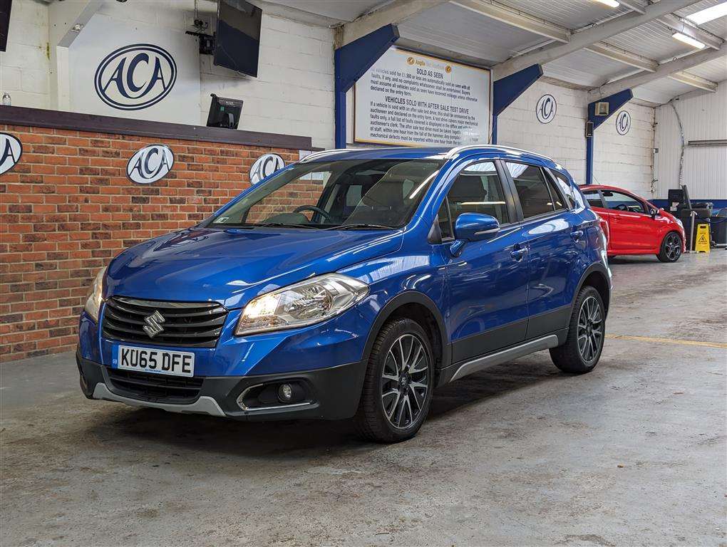 <p>2015 SUZUKI SX4 S-CROSS SZ-T DDIS</p>