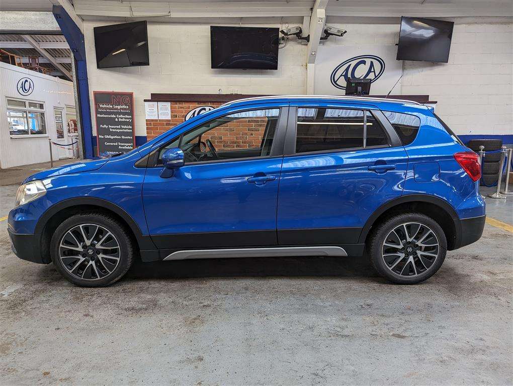 <p>2015 SUZUKI SX4 S-CROSS SZ-T DDIS</p>