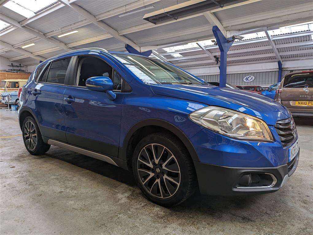 <p>2015 SUZUKI SX4 S-CROSS SZ-T DDIS</p>