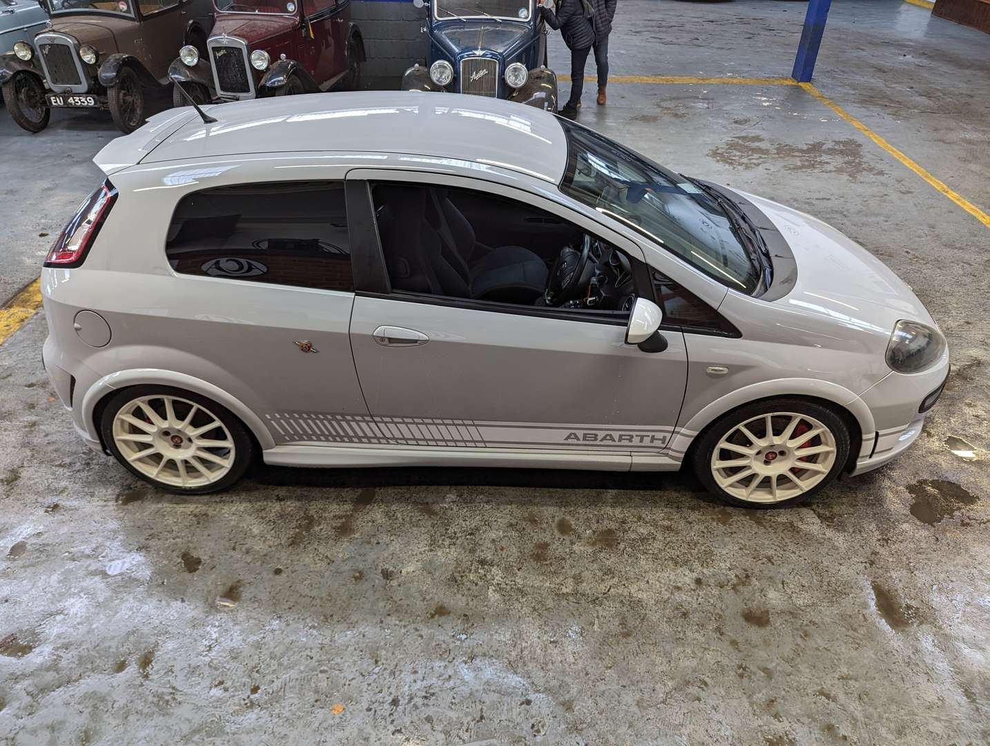 <p>2012 ABARTH PUNTO EVO</p>