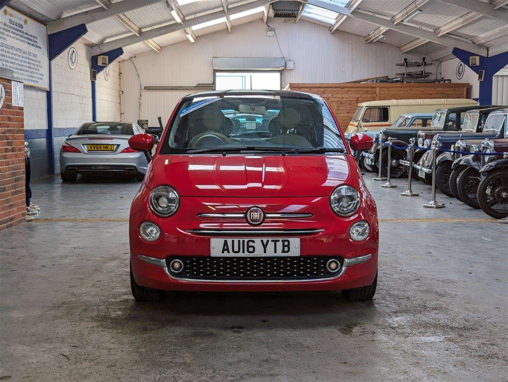 <p>2016 FIAT 500 LOUNGE</p>