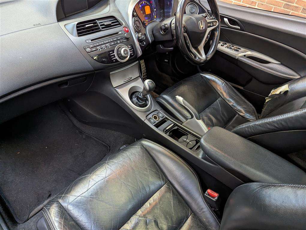 <p>2007 HONDA CIVIC EX I-CTDI</p>