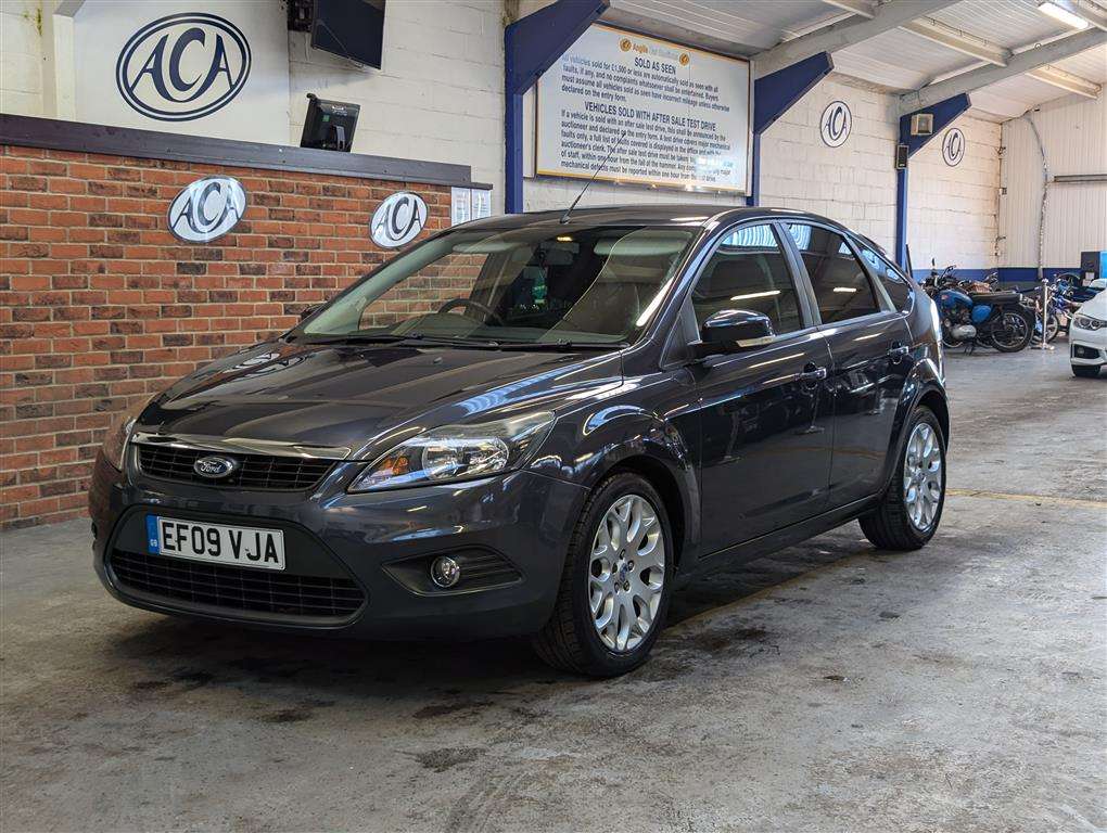 <p>2009 FORD FOCUS ZETEC 100</p>