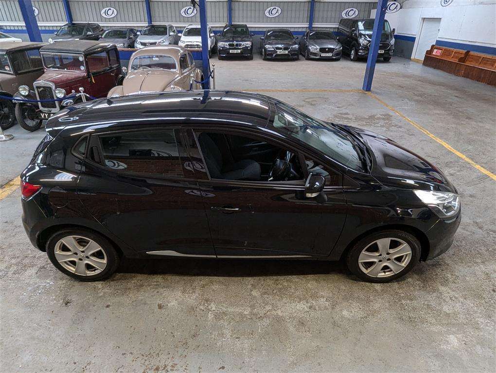 <p>2015 RENAULT CLIO DYNAMIQUE NAV DCI</p>